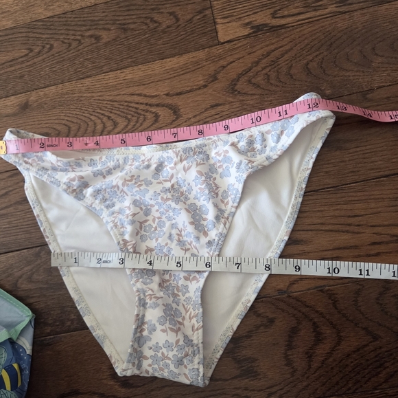 Rylee + Cru Blue and White Floral 2pc Bikini Girls Size 16 - Picture 8 of 9